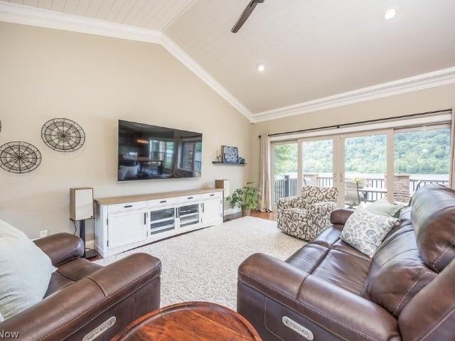 390 Powell Riverfront Road, St Marys, US, WV