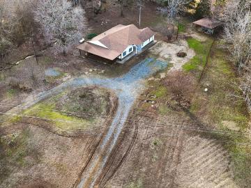 390 Victoria Road