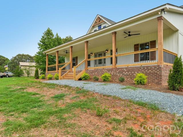3914 Mullis Newsome Road