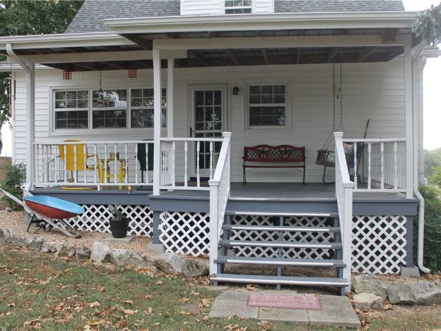 3914 Highway 143