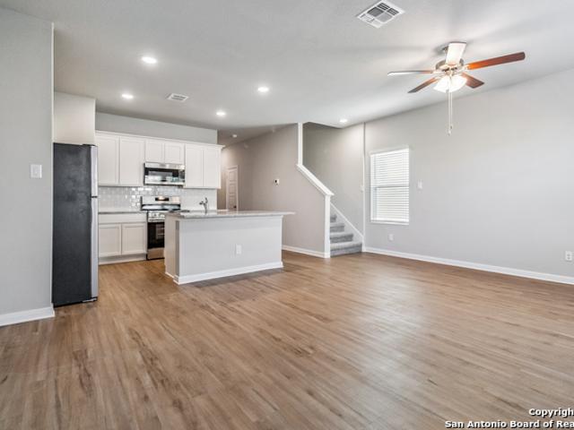 3915 Abbott Pass
