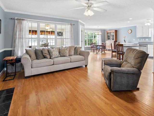 3916 Edgestone Court