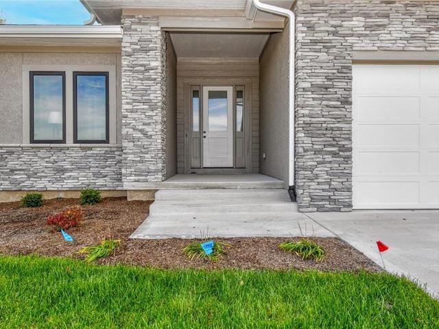 3916 SW Flintrock Drive