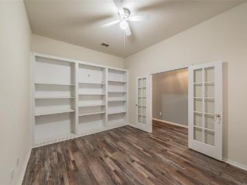 3917 Larkspur Drive