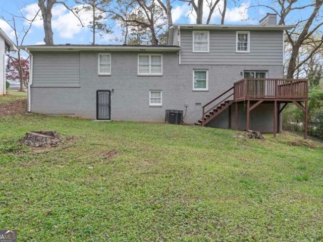 3917 Wedgefield Circle