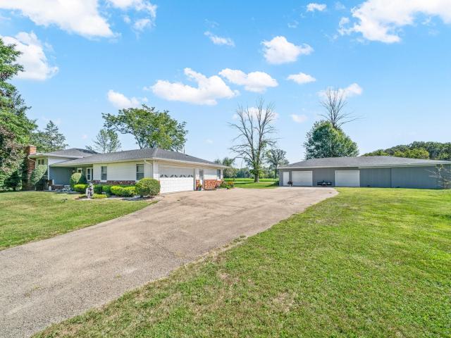 3918 E 550th Road