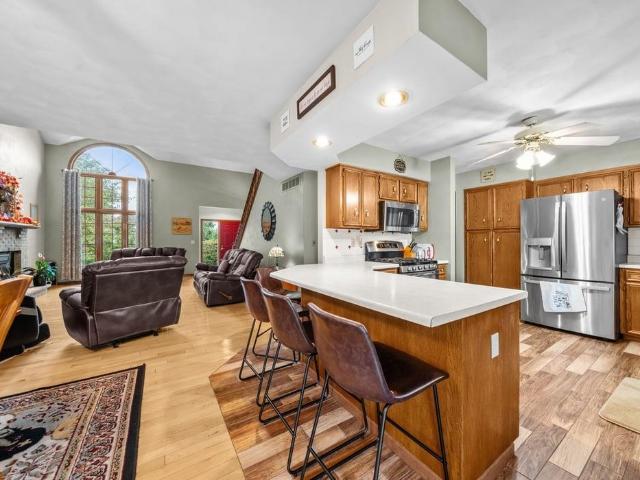 3910 Mockingbird Lane