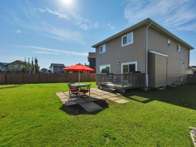 3910 49 Avenue, Beaumont, AB, T4X 1Y8 house for sale | Listing ID E4510 | Royal LePage