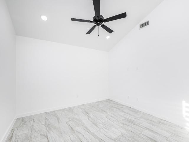 3911 Casa Blanca Lake Rd