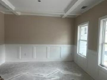 3911 Lakeside Pass