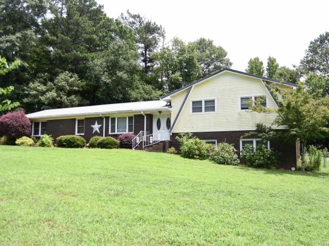 3911 Perkerson Drive