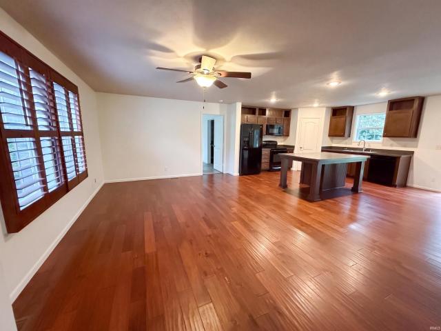 3911 W Forrest Park Drive