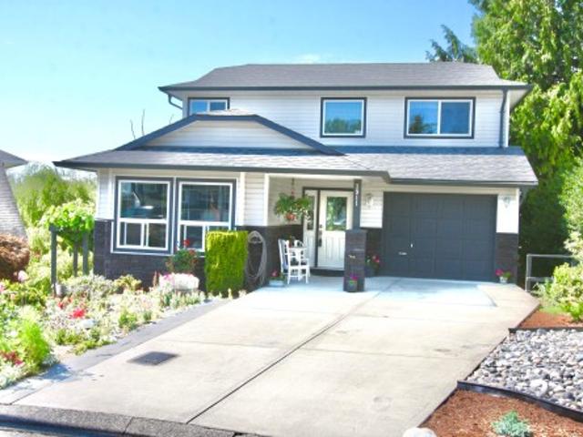 3911 Waterton Crescent, Abbotsford, BC, V3G 1J9 house for sale | Listing ID R3150 | Royal LePage