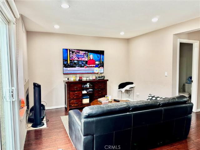 3913 W Hazard D