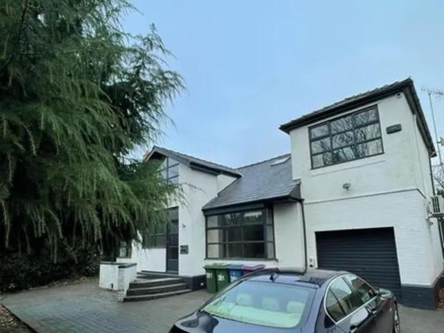391 Aigburth Road, Liverpool, L19 9DL, United Kingdom | 4 bed house for rent #137644566 | Rentberry