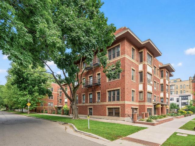 391 Laurel Avenue # 304