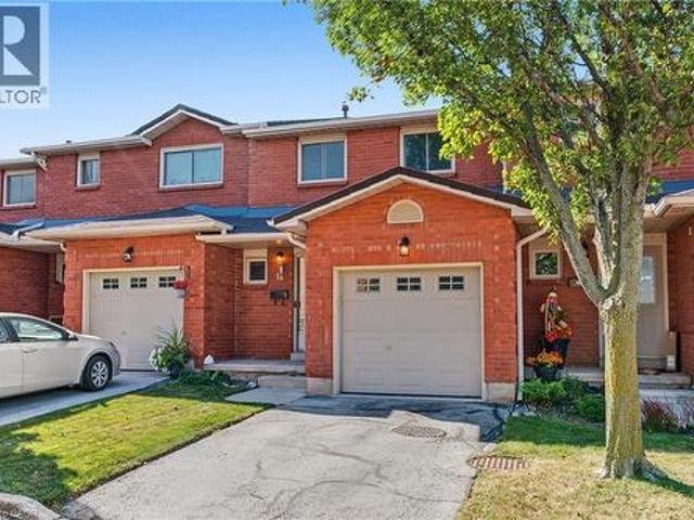 391 Stone Church Road E Unit# 14, Hamilton, ON, L9B 2H3 townhouse for sale | Listing ID 40865 | Royal LePage