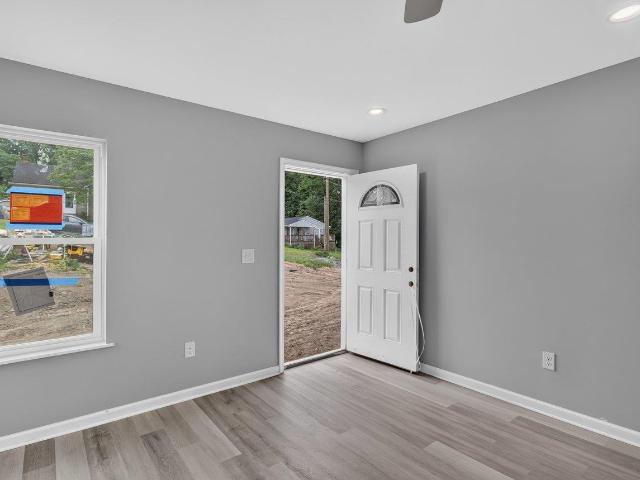 391 trenton ave