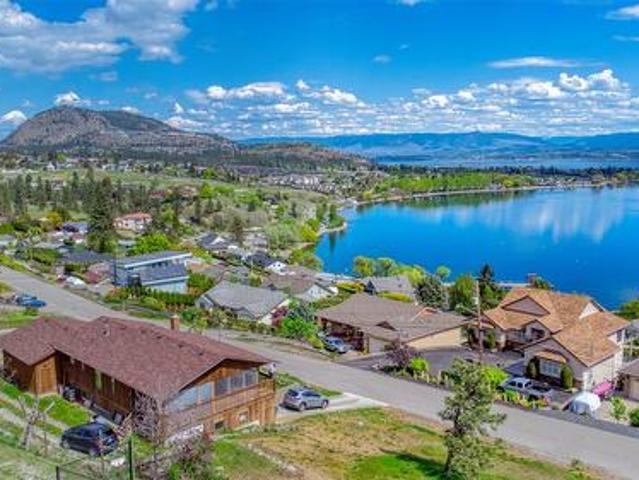 3924 Harding Road, West Kelowna, BC, V4T 2J9 house for sale | Listing ID 10375 | Royal LePage
