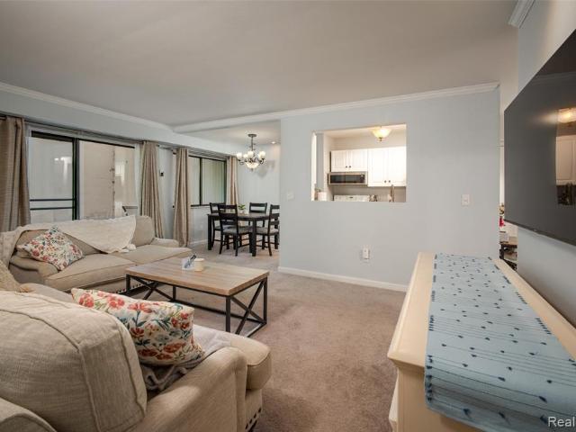 3925 Lone Pine Road # 100