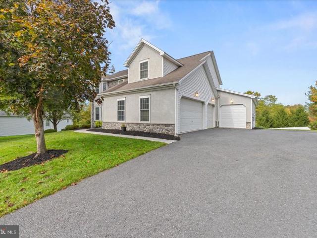3925 Silver Brook Drive