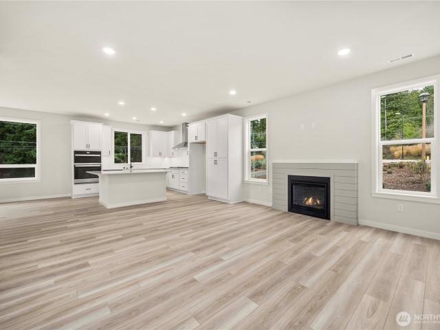 3926 Flat Top Drive