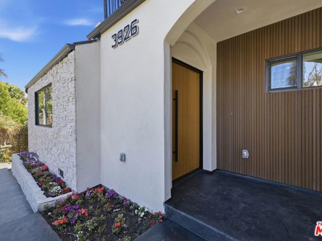 3926 S Ridgeley Drive