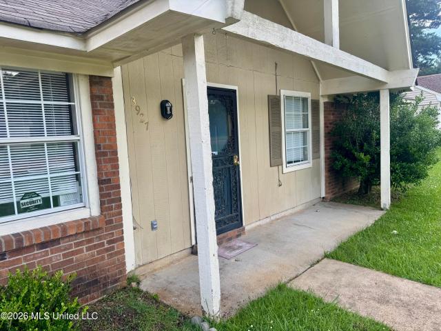 3927 Lost Lake Circle