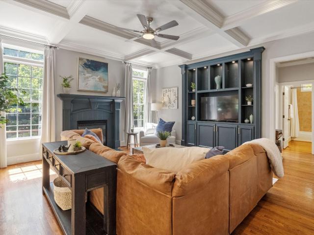 3928 Heritage View Trail
