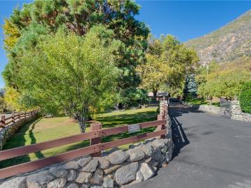 39292 Oak Glen Rd, Oak Glen, CA 92399 | MLS #IG25257
