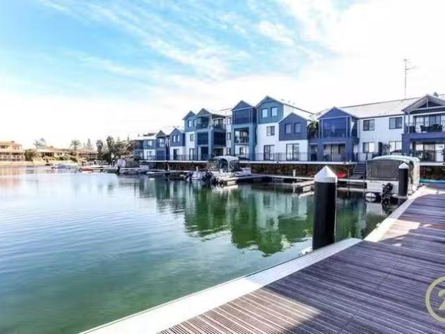 39/206 Mary Street, Halls Head, WA 6210