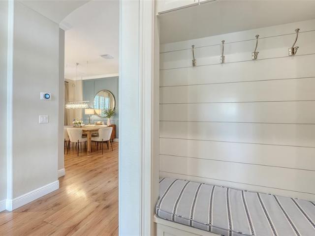 3921 Maravic Pl, Sarasota, FL 34231 | MLS #A4698