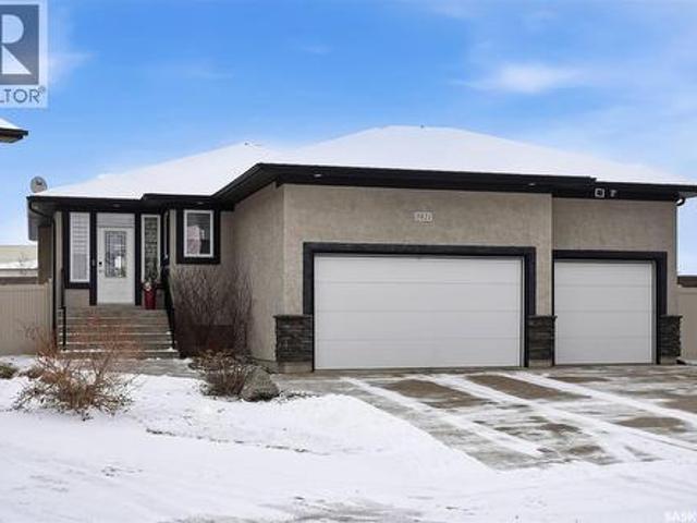 3921 Red Lily Bay, Regina, SK, S4V 1S3 house for sale | Listing ID SK031459 | Royal LePage
