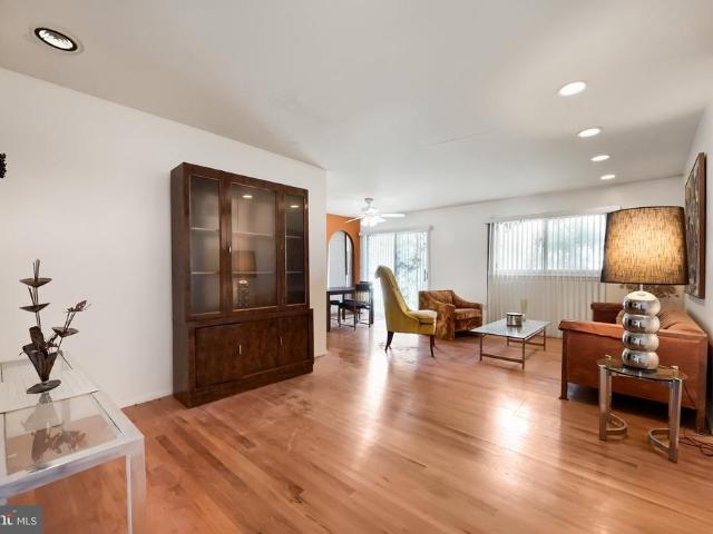 3921 Sadie Road