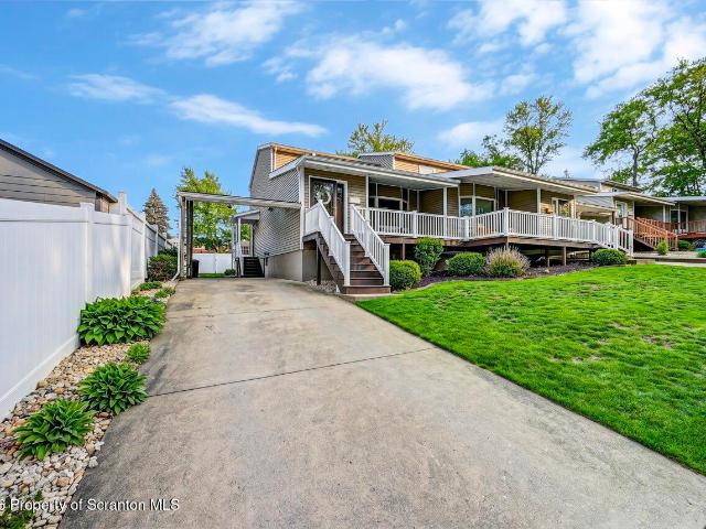 3921 3 Lydon Lane