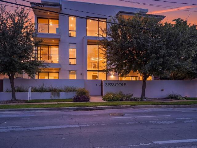 3923 Cole Avenue # 201