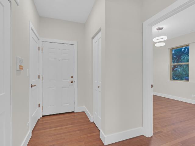 3923 w ainslie street # 2