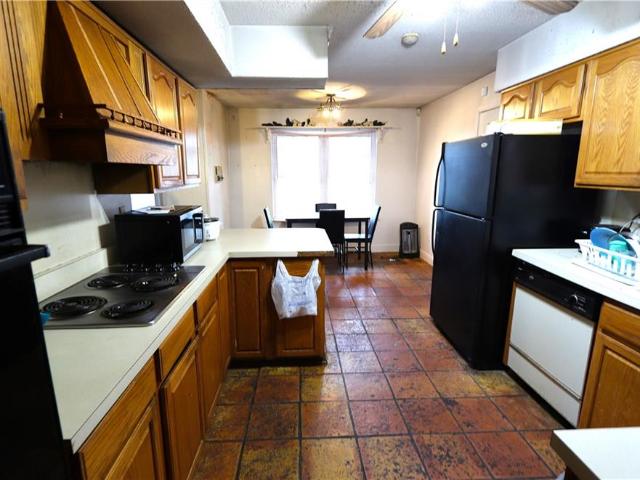 3934 Peachtree Court