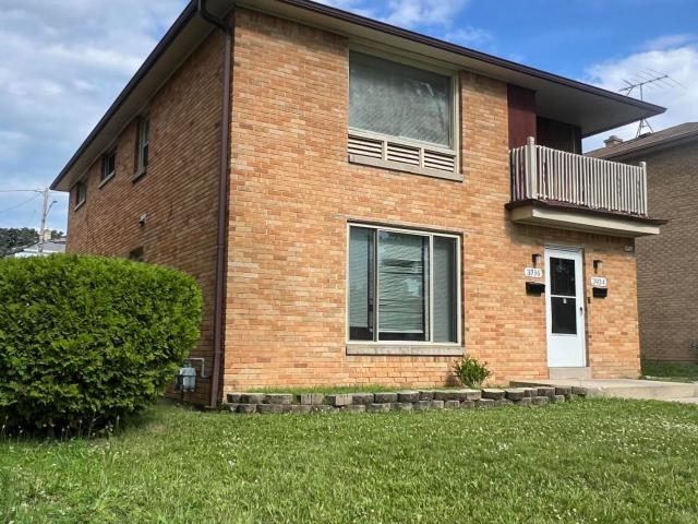 3934 N 61st St, Unit 3936