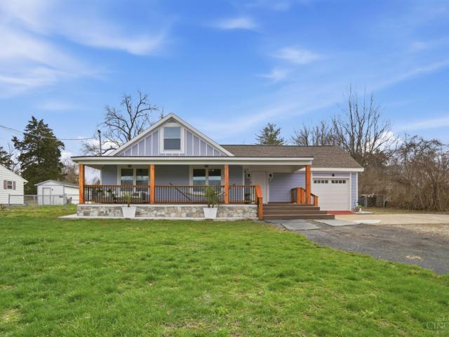 3935 N Anthony Lane