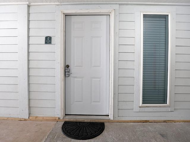 3938 Surfside Boulevard 3208