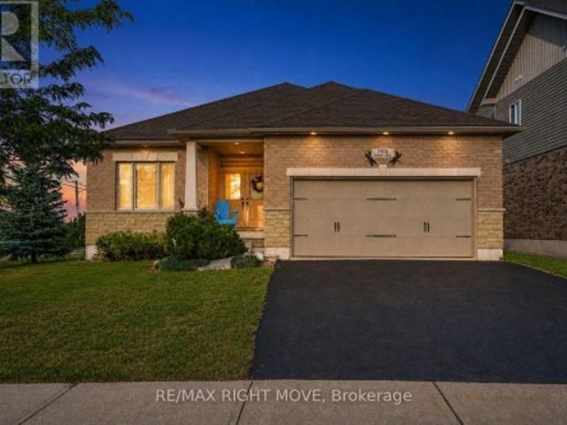 3938 Wood Avenue, Severn, ON, L3V 0Y9 house for sale | Listing ID S13758 | Royal LePage