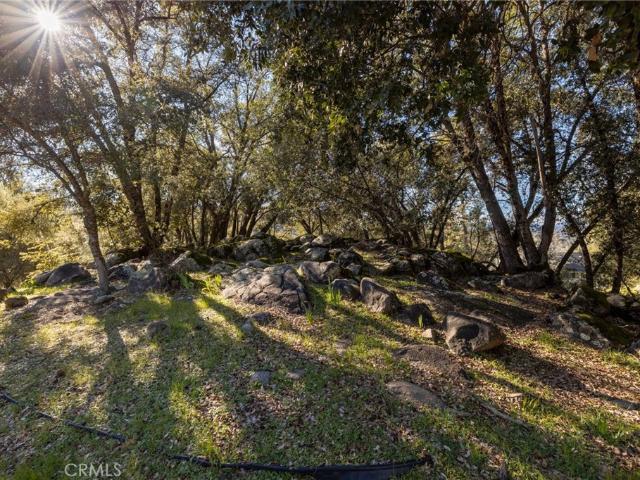 39301 Moonray Ln, Oakhurst, CA 93644 | MLS #MP26041
