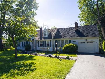 3931 N Lake Road