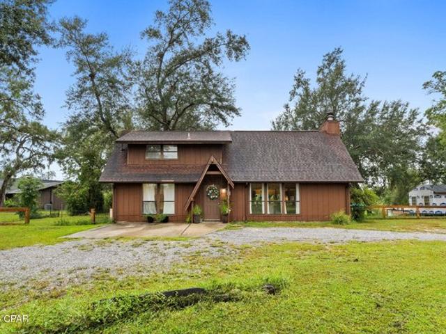 3931 Deerpoint Lake Dr, Southport, FL 32409