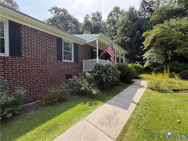 3933 Dunraven Road