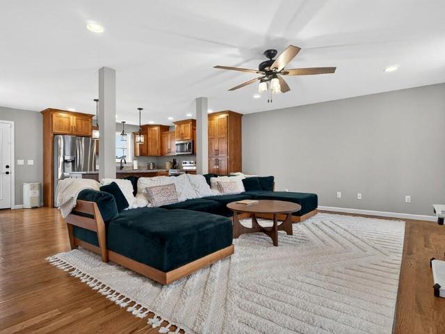 3933 Winter Haven Dr