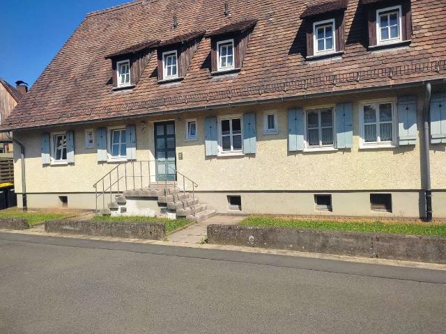 393.02 Schöne 4 ZKB Wohnung in der Knappenstraße 32 in Sontra