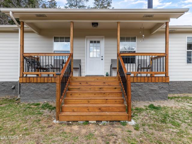393 Lane Hollow Rd