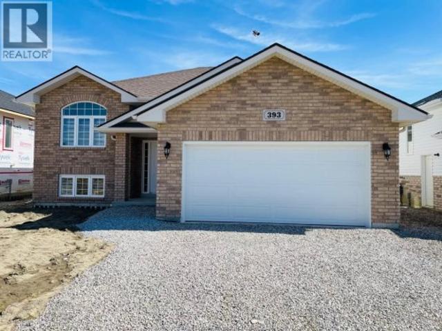 393 Mulberry Lane, Lakeshore, ON, N0R 1A0 house for lease | Listing ID 26021 | Royal LePage